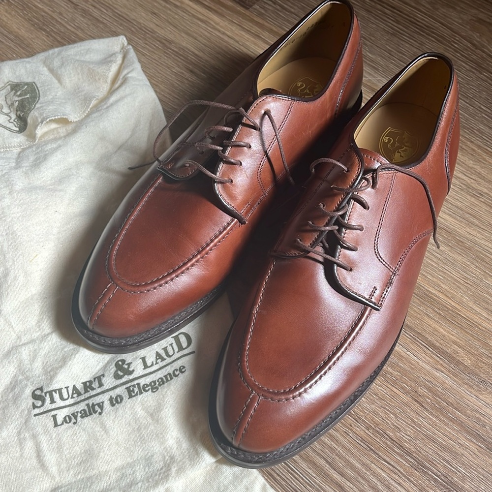 Stuart & Laud men’s size 11 dress shoe with bag